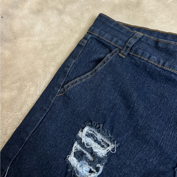 Jean shorts - Picture 2 of 6